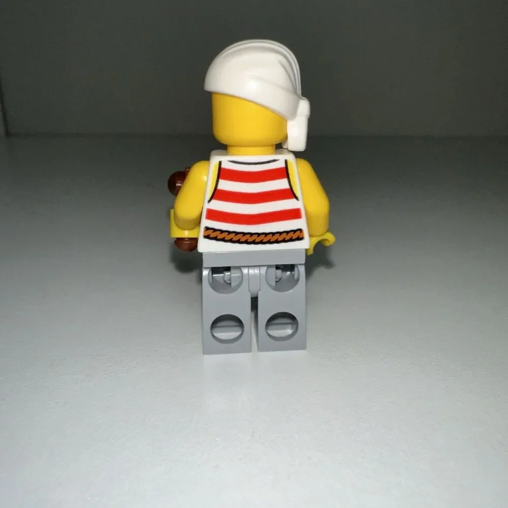 LEGO Pirate Princess Minifigure pi165 Pirates III 70411 pi160 pi163 Pirate Boy